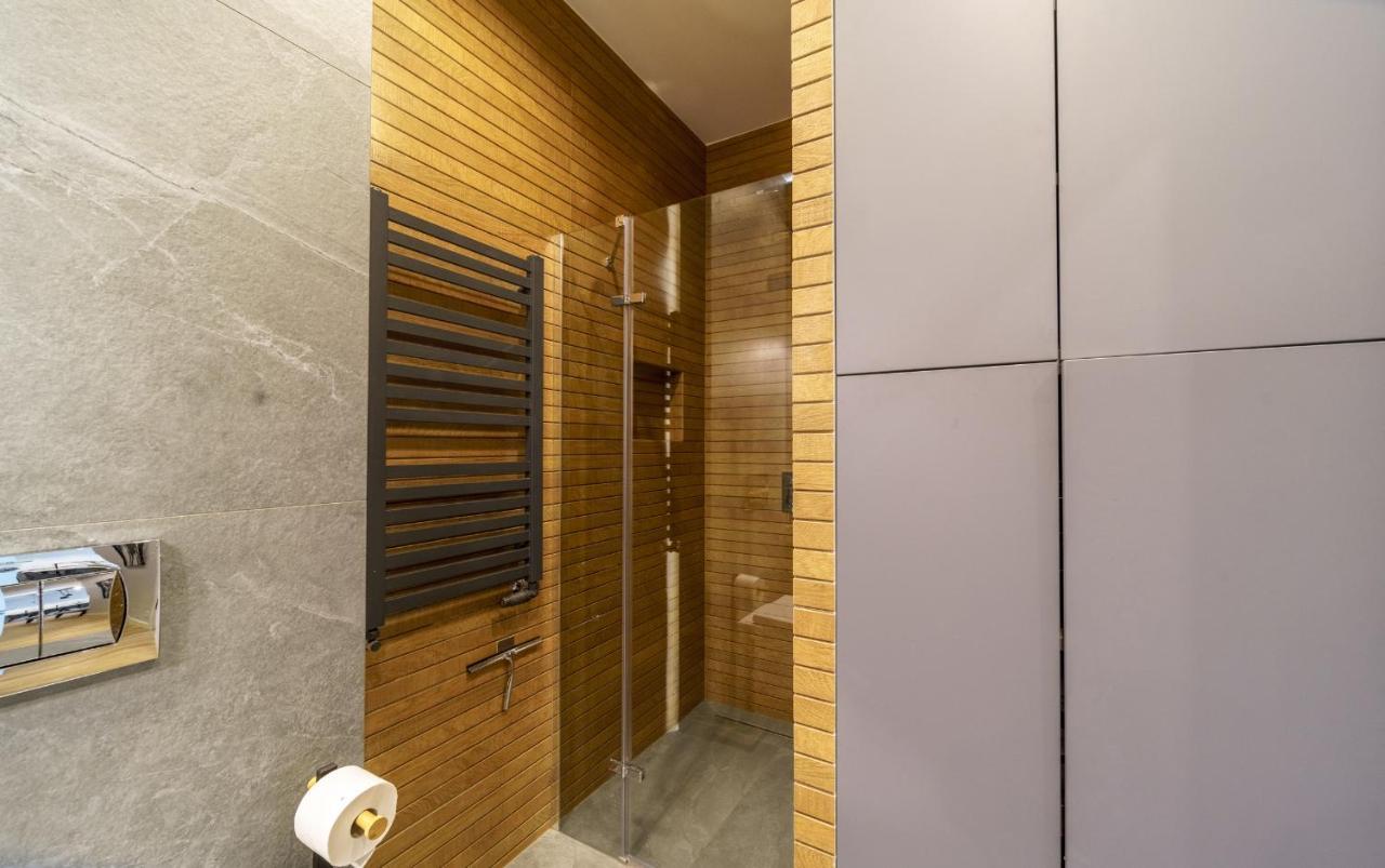 Bright And Charming- Golden Apartments- City Center&S18 Варшава Екстериор снимка